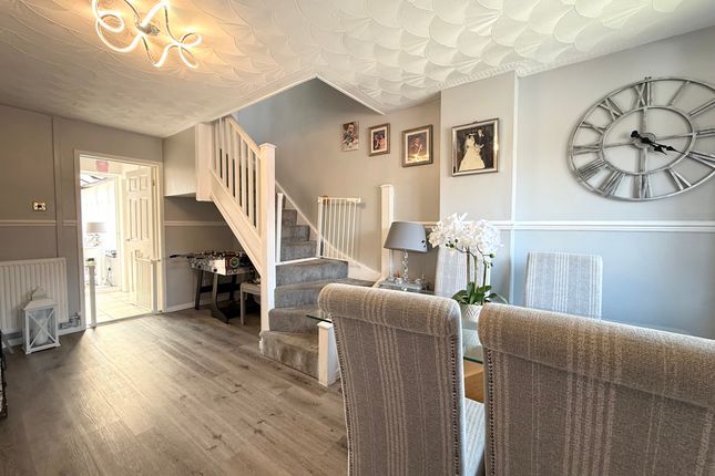 8 Cascade View, Aberdare photo 5
