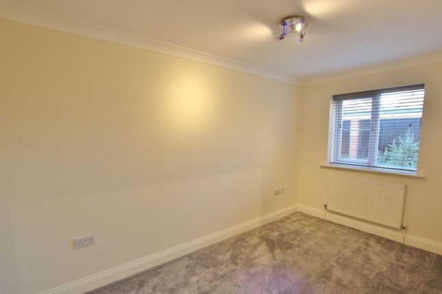 Flat to rent in Palmerston Road, Boscombe, Bournemouth