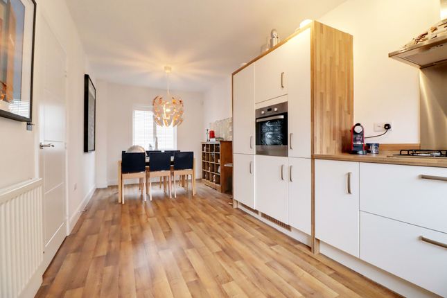 19 Pilgrims Way, Gainsborough photo 5