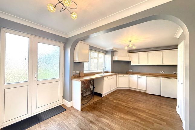 54, Oak Tree Road, Ashford photo 3