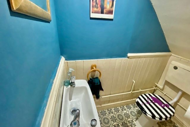 19, Callowbrook Lane, Rubery photo 4