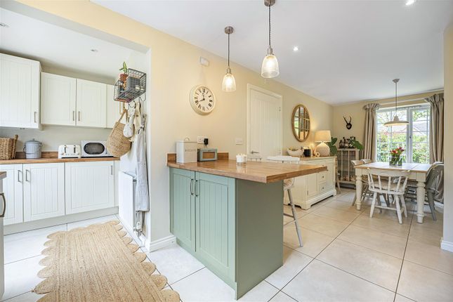8, Quarry Road, Southam photo 4