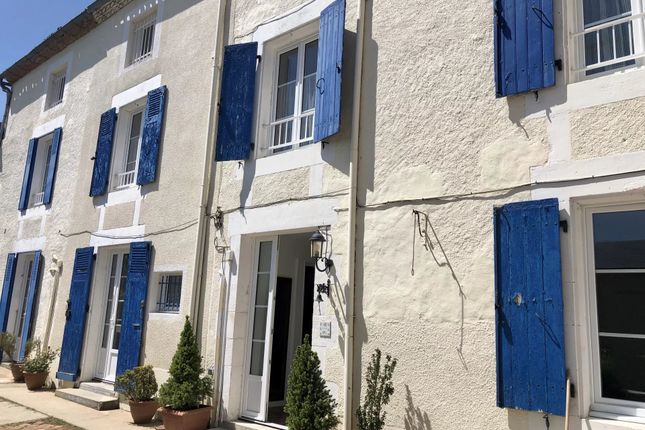 Thumbnail Property for sale in L'isle-Jourdain, Poitou-Charentes, 32600, France
