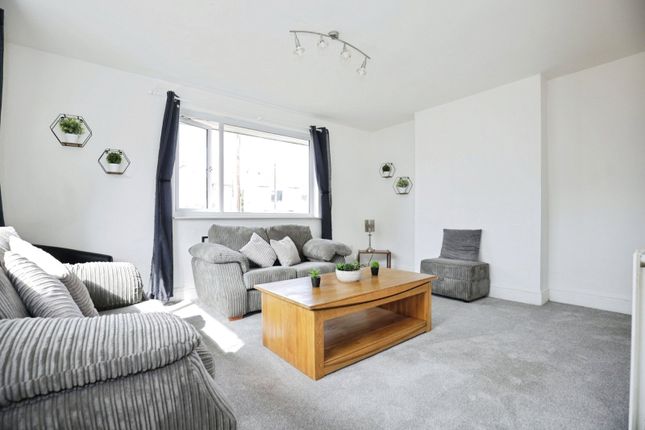63, Beacon Road, Coventry photo 4