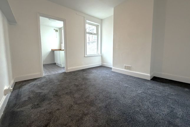60, St. Georges Road, Lowestoft photo 3
