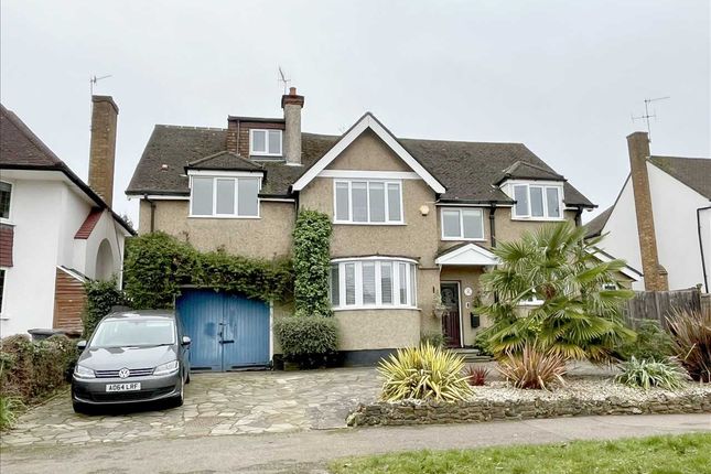 Thumbnail Detached house for sale in King George Avenue, Bushey WD23.