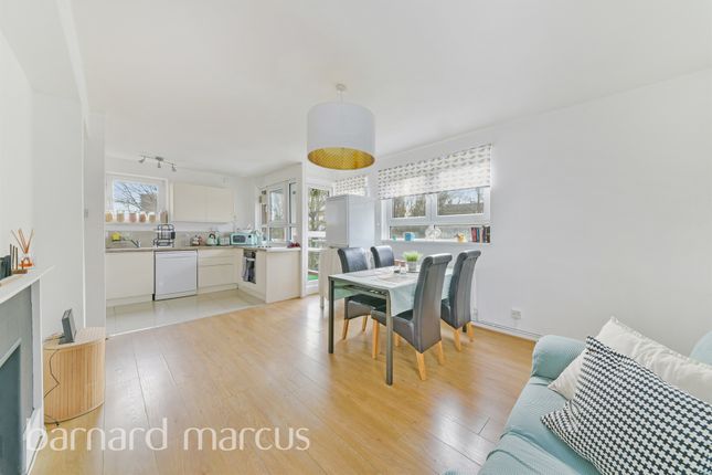 Thumbnail Flat for sale in Castlecombe Drive, London