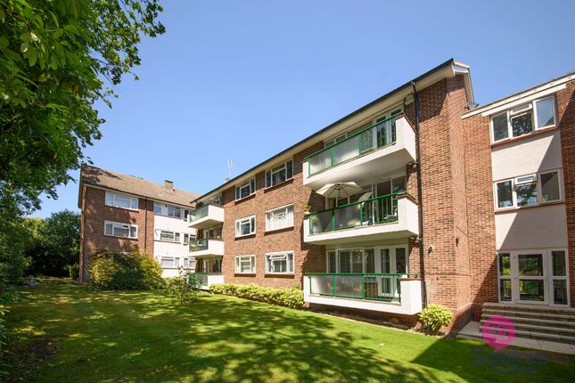 Flat 1, Foreland Court Holders Hill Road, London photo 3