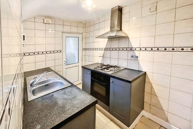 157, Wentworth Road, South Yorkshire photo 4