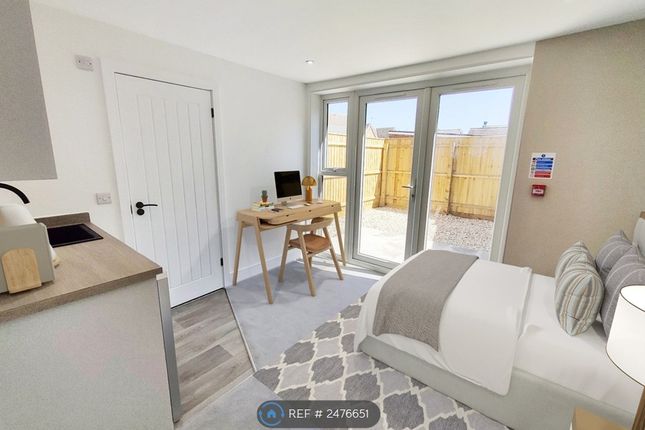 Thumbnail Room to rent in Albert Road, Poole