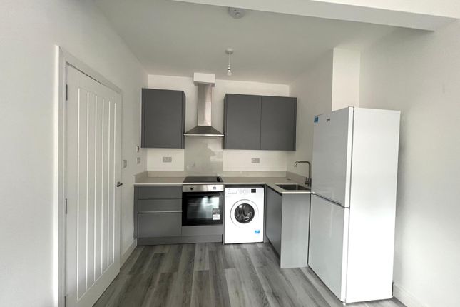 1106A, Uxbridge Road, Hayes photo 4