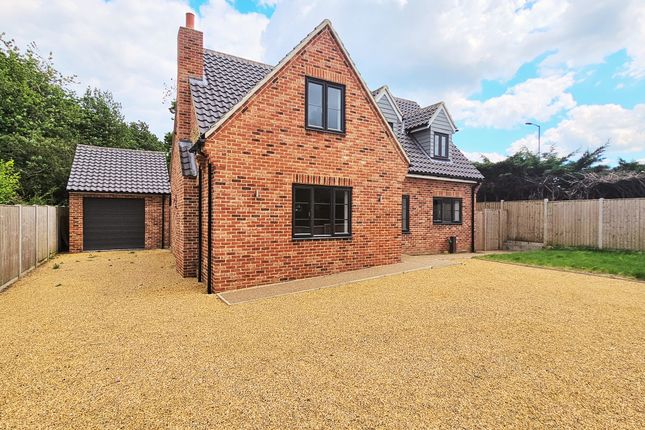 Thumbnail Detached house for sale in Lynn Road, Swaffham