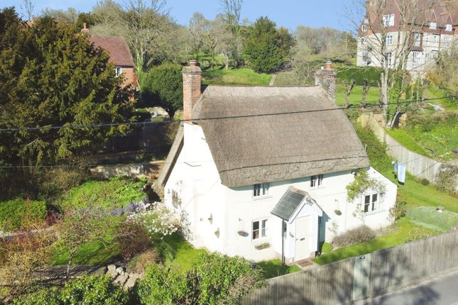 2-bed house on Rose Cottage Bath Road, Marlborough, £425,000