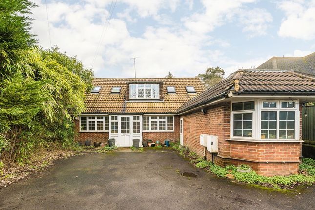 226, Brooklands Road, Weybridge photo 2