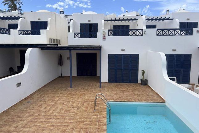 Terraced house for sale in Playa Blanca, Canary Islands, Spain