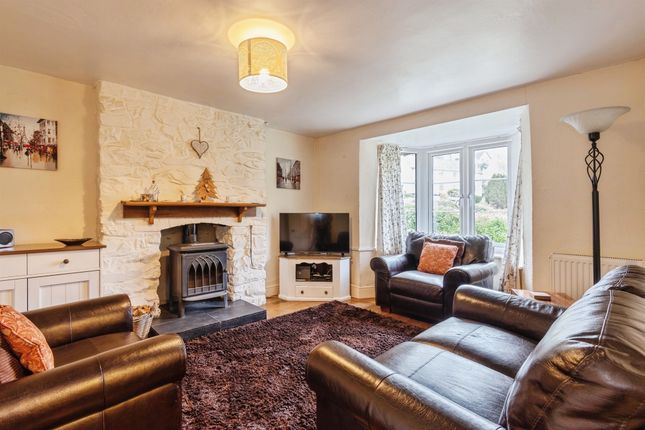 2, Willow View, MINEHEAD photo 4