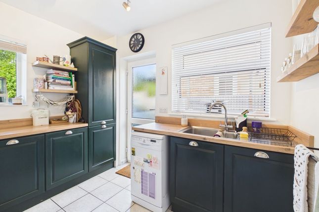 4, Highfield Close, Tunbridge Wells photo 3