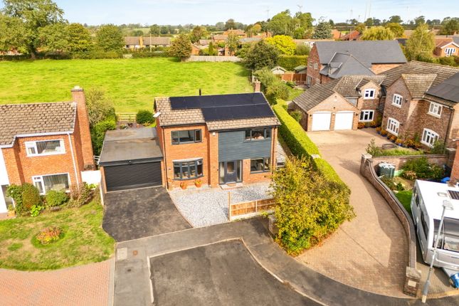 9, Chapel Fields, Lutterworth photo 2