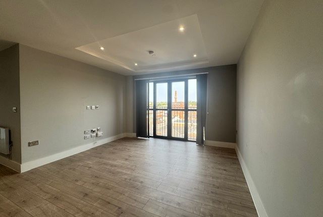55, LEICESTER photo 2