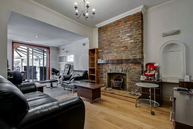31, Lansdowne Grove, London photo 2