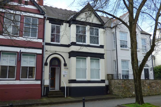 Flat to rent in Welsh Street, Chepstow, Monmouthshire