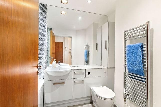 1 Cavendish Court, Drighlington photo 4