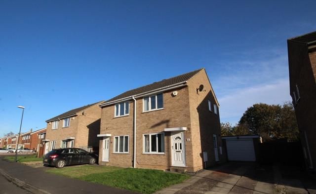 Thumbnail Semi-detached house to rent in Ryedale Way, Selby