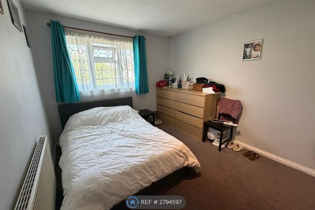 Chapel Farm Road, Mottingham, London photo 5
