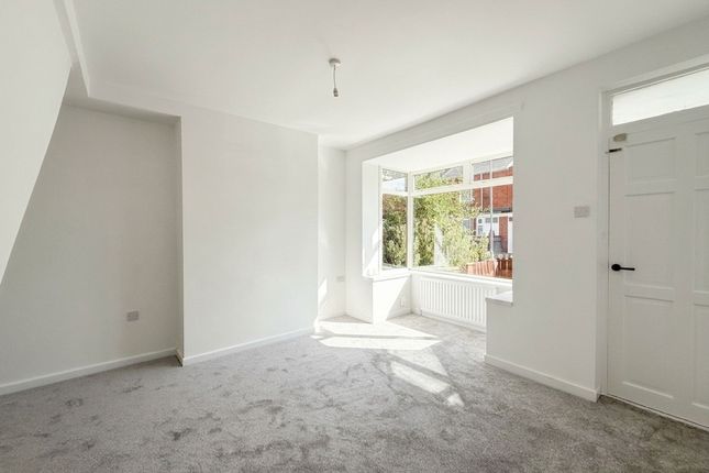 38 Kelvin Gardens, Gateshead photo 3