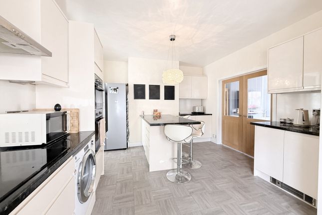 28, Warley Avenue, Morecambe photo 2