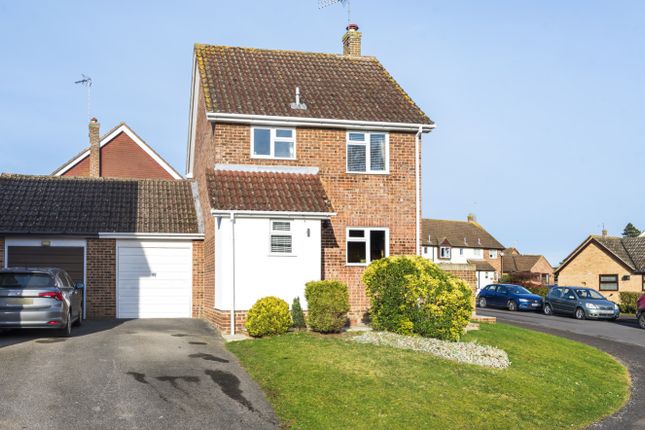 Detached house for sale in Middle Mead, Hook, Hampshire