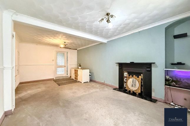 53 Ynyscynon Road, Tonypandy photo 2