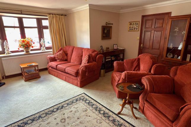 38, Wilson Road, Lowestoft photo 3