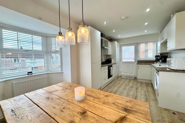 5 Ty Newydd Heights, Trefechan, Merthyr Tydfil photo 2