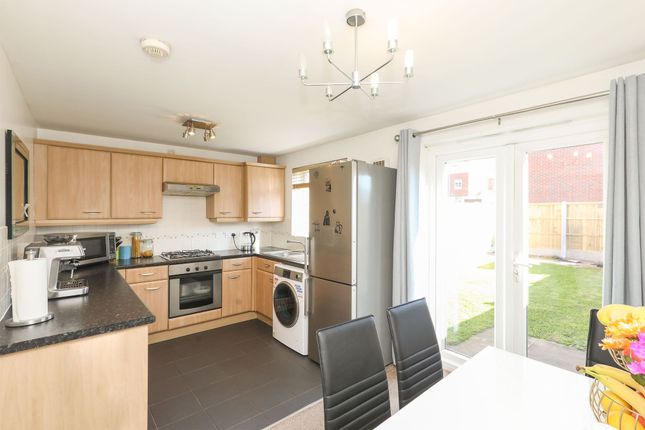 85 Stoneycroft Road, Sheffield photo 2