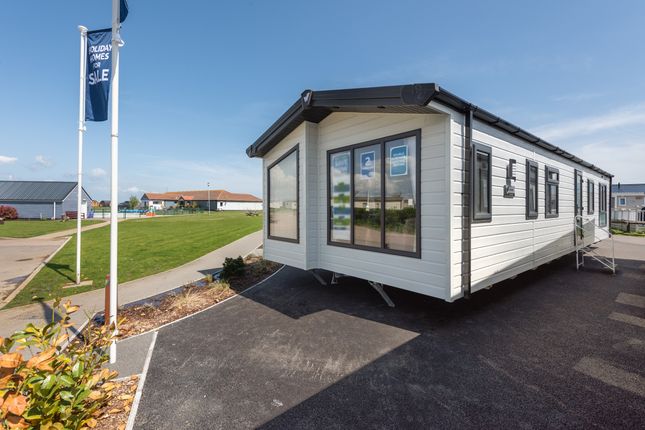 Thumbnail Mobile/park home for sale in The Willerby Waverley, Seaview Holiday Park, Whitstable