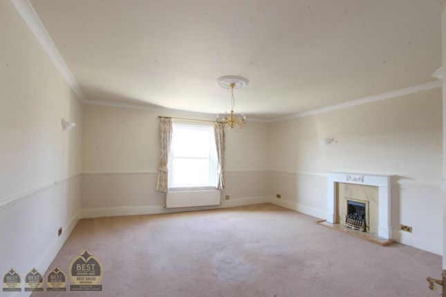 Flat 3, Longville, Pittville Circus Road, Cheltenham photo 4