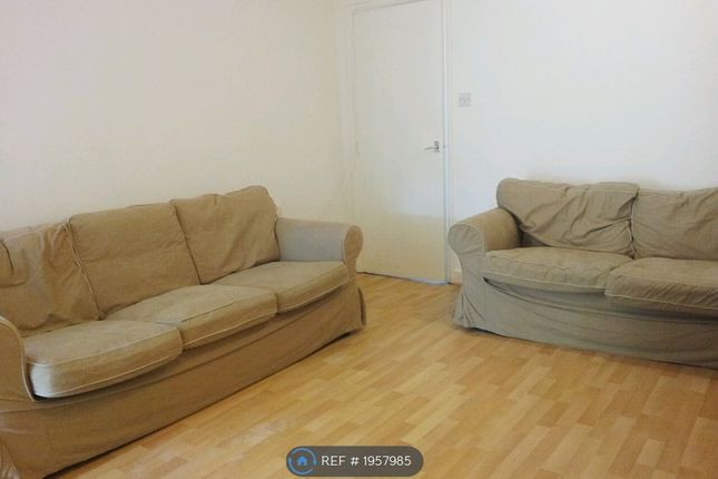 Flat to rent in Avenue Road, Seven Sisters