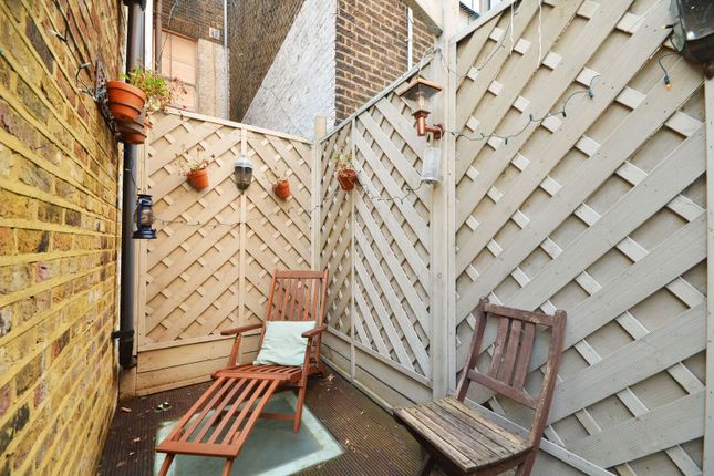 Collingham Place, Earls Court photo 3