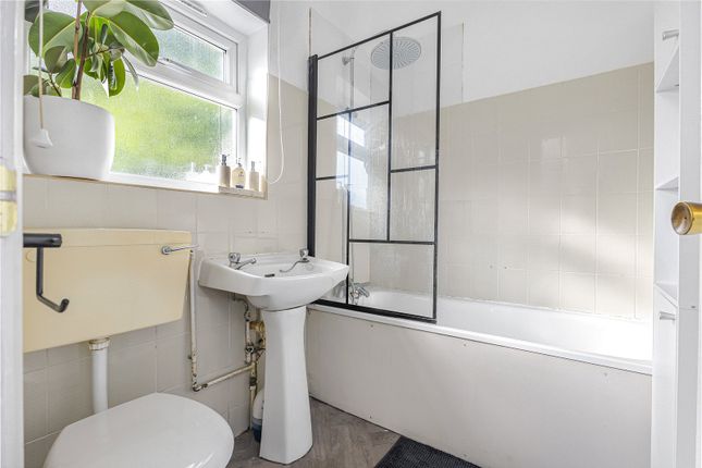 22A,, Balmoral Road, Kent photo 4