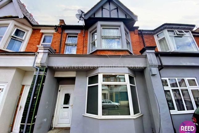 Flat for sale in Westborough Road, Westcliff On Sea