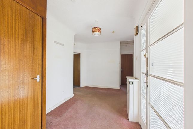 30 Seabank Road, Wirral photo 3