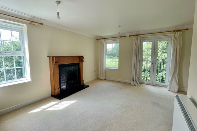 12, Huggins Close, Coventry photo 3