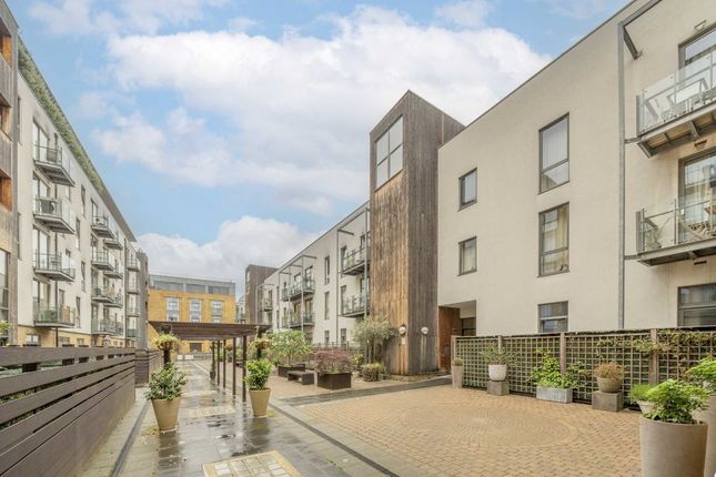 Thumbnail Flat to rent in Alexandra Avenue, London
