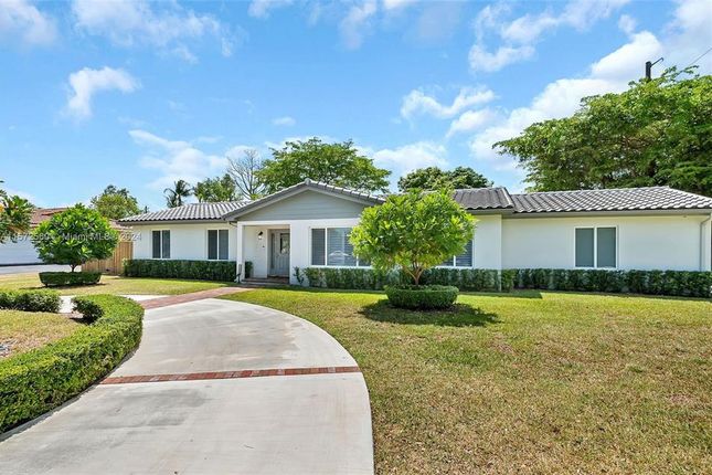 Thumbnail Property for sale in 14400 Sw 84th Ave, Palmetto Bay, Florida, 33158, United States Of America