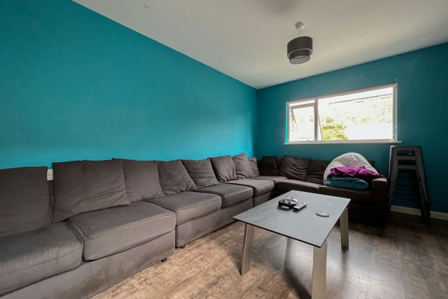 8-bed terraced on 18, Rhymney Terrace, Cardiff, £4,600/mo