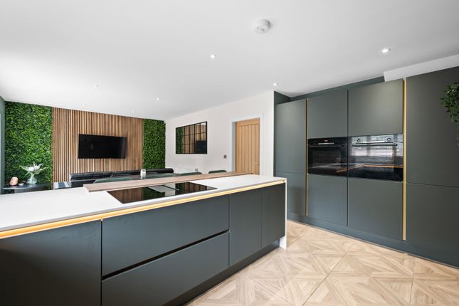 4, Orchard Grove, Worksop photo 4