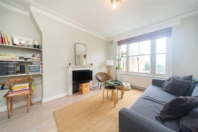 Thumbnail Flat to rent in Arundel House, Halton Road, Angel, Islington, London