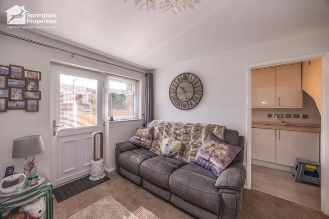 6, Sweetbriar Gardens, Waterlooville photo 3