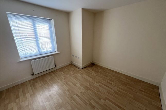Flat for sale in Waverley Street, Oldham, Greater Manchester